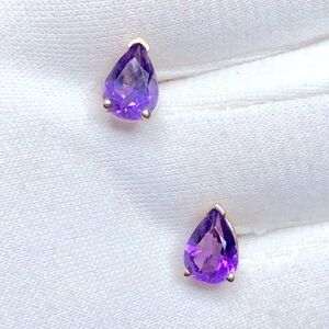 14K Gold Amethyst Pear Shaped Stud Earrings, 5.545 Karat